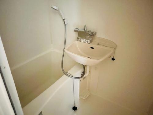 バス・シャワールーム　現況優先