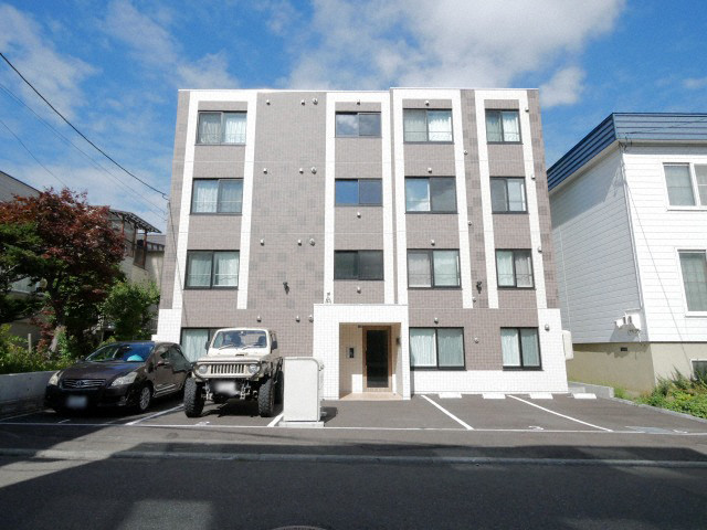 建物外観　☆地下鉄東西線南郷7丁目駅まで徒歩10分！