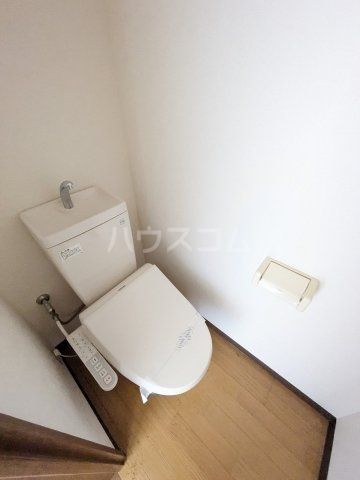 【コメイ第3ビルのトイレ】