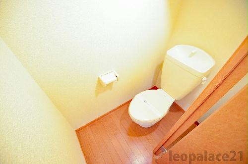 トイレ　設備・仕様は号室により異なる為、現況を優先致します。