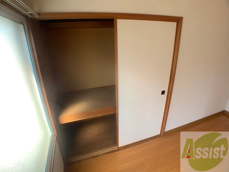 収納　玄関の様子です。明るい印象ですね。気分もあがりそう。