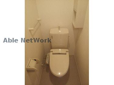トイレ　同型