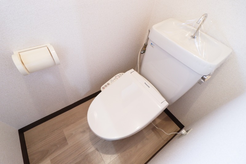 トイレ　図面と現状に相違がある場合には現状を優先