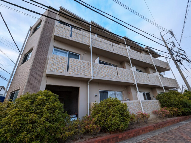 浜松市中央区大平台のマンションの建物外観