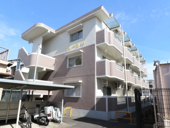 静岡市清水区石川新町のマンションの建物外観