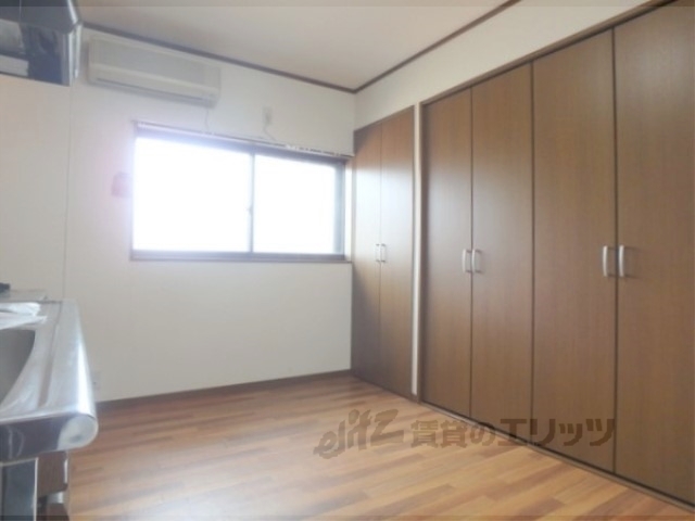 居室・リビング　洋室