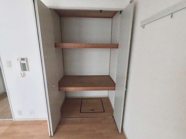 収納　クローゼット