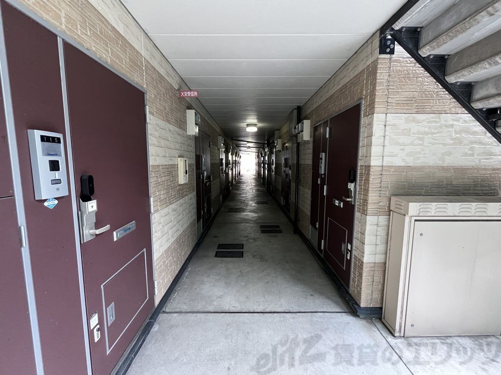 ロビー　エントランス