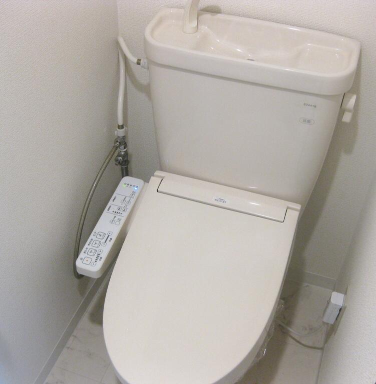 上毛電鉄 三俣駅 徒歩6分 3階建 築29年のトイレ写真