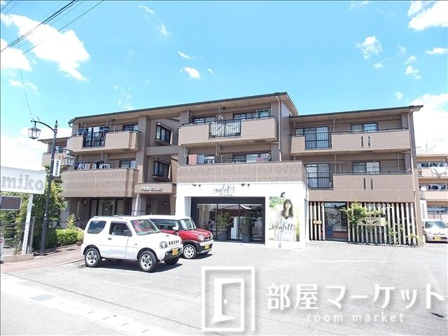 豊田市御立町のマンションの建物外観