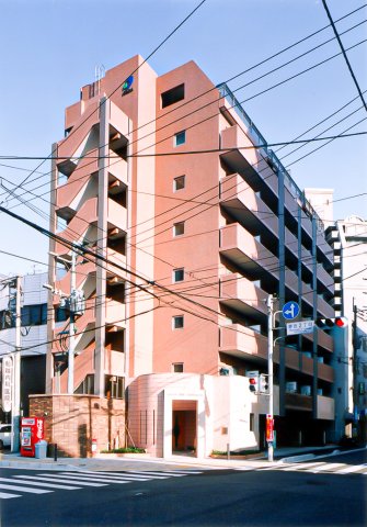 【サヴォイエンポリウムの建物外観】