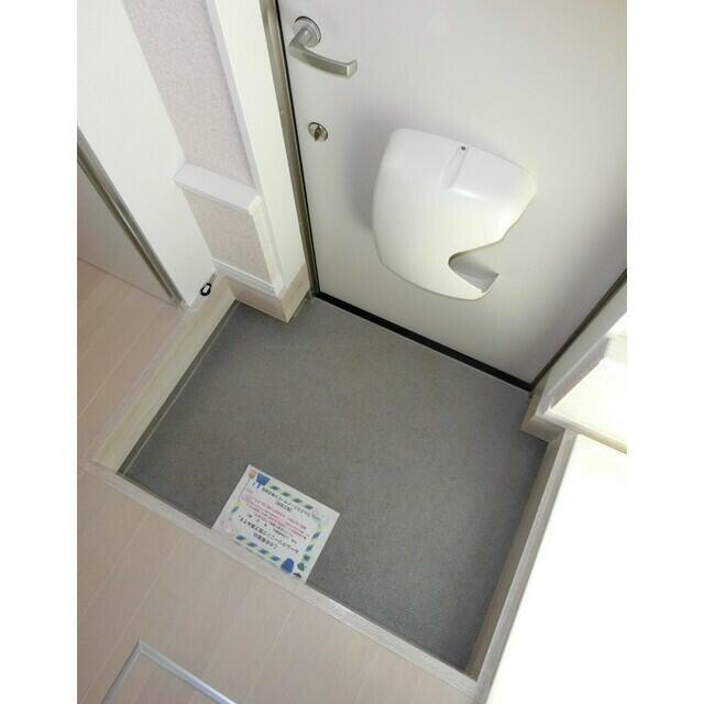 玄関　同建物別部屋参考