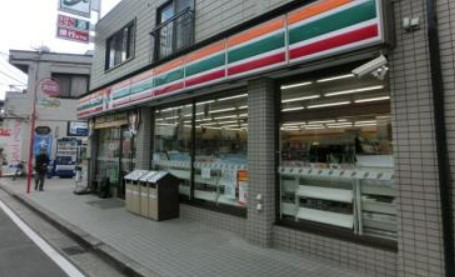 コンビニ　セブンイレブン 横浜菊名駅前店（コンビニ）まで197m