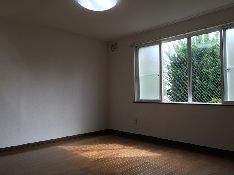 居室・リビング　洋室（9帖）の様子