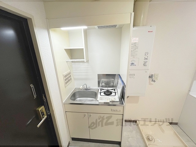 キッチン　コンロ