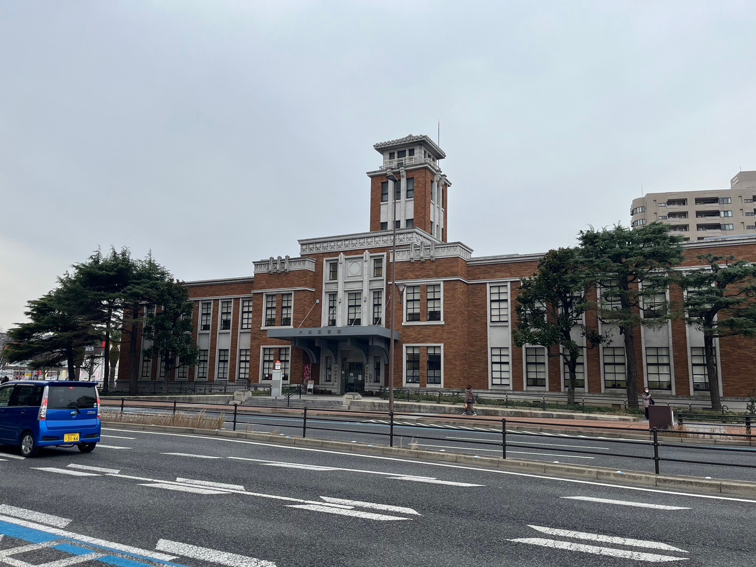 図書館　北九州市立戸畑図書館（図書館）まで753m