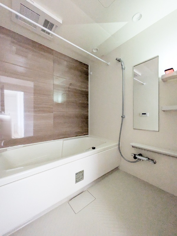 バス・シャワールーム　図面と現状に相違がある場合には現状を優先