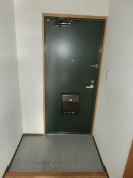 プランドール耳原　玄関　玄関内