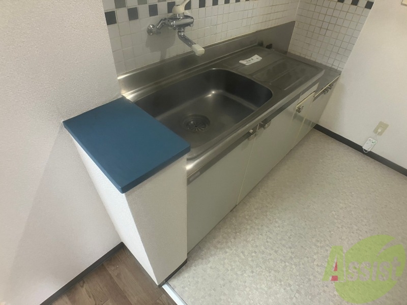 キッチン　キッチンはスペースも広々していて使いやすそうですよ！