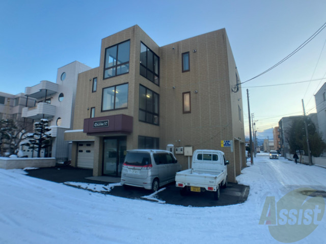建物外観　札幌市北区北三十七条西「シャルム３７」