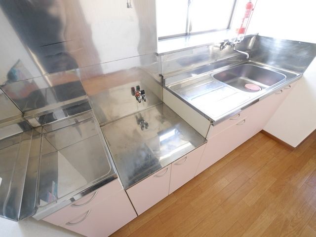 キッチン　★お問い合わせはタウンハウジング