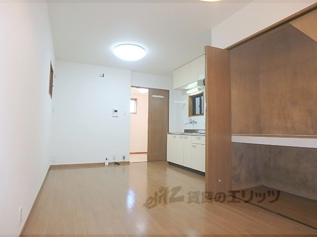 居室・リビング　リビング