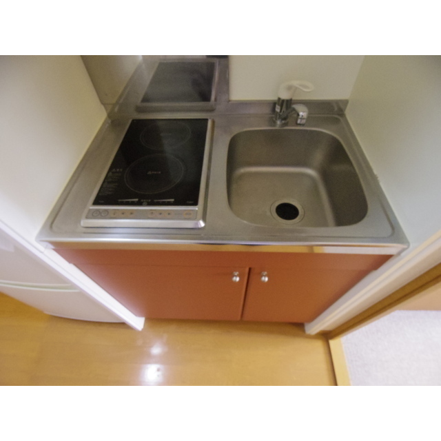 キッチン　◎設備が写真と異なる場合があります。