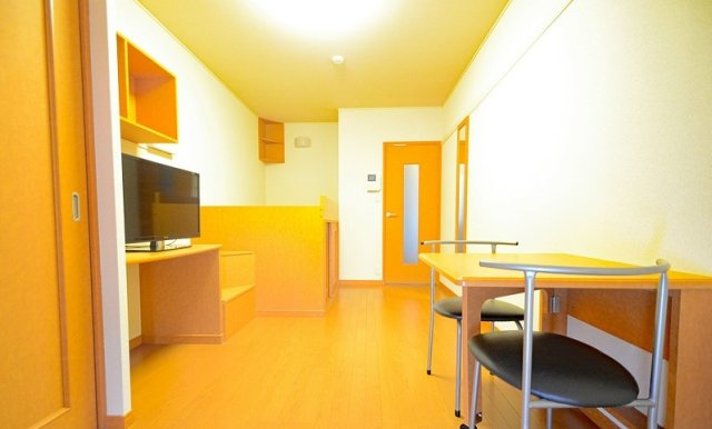 その他　写真は別号室のものです。