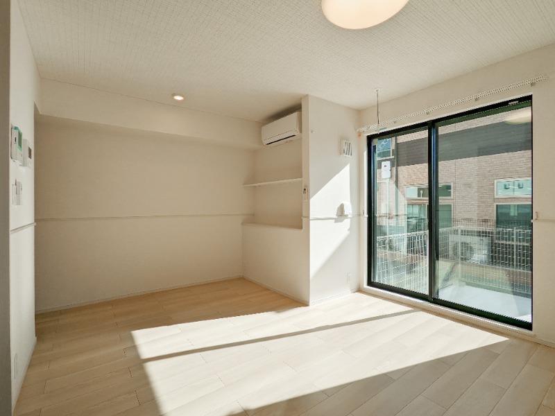 居室・リビング　図面と現状に相違がある場合には現状を優先