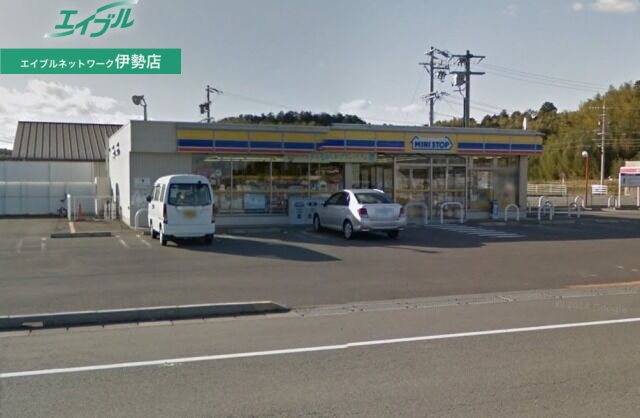 コンビニ　ミニストップ玉城玉川店（コンビニ）まで1978m