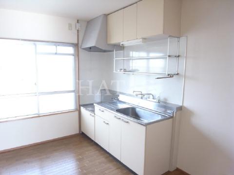 キッチン　同物件別部屋です。