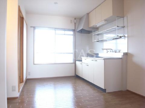 居室・リビング　同物件別部屋です。