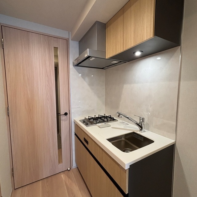 キッチン　写真は同タイプ住戸です。