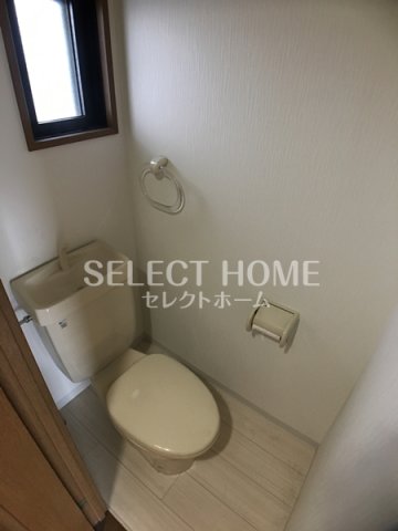 トイレ　清潔感のあるトイレです
