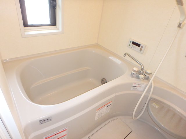 バス・シャワールーム　他のお部屋の参考写真となります。