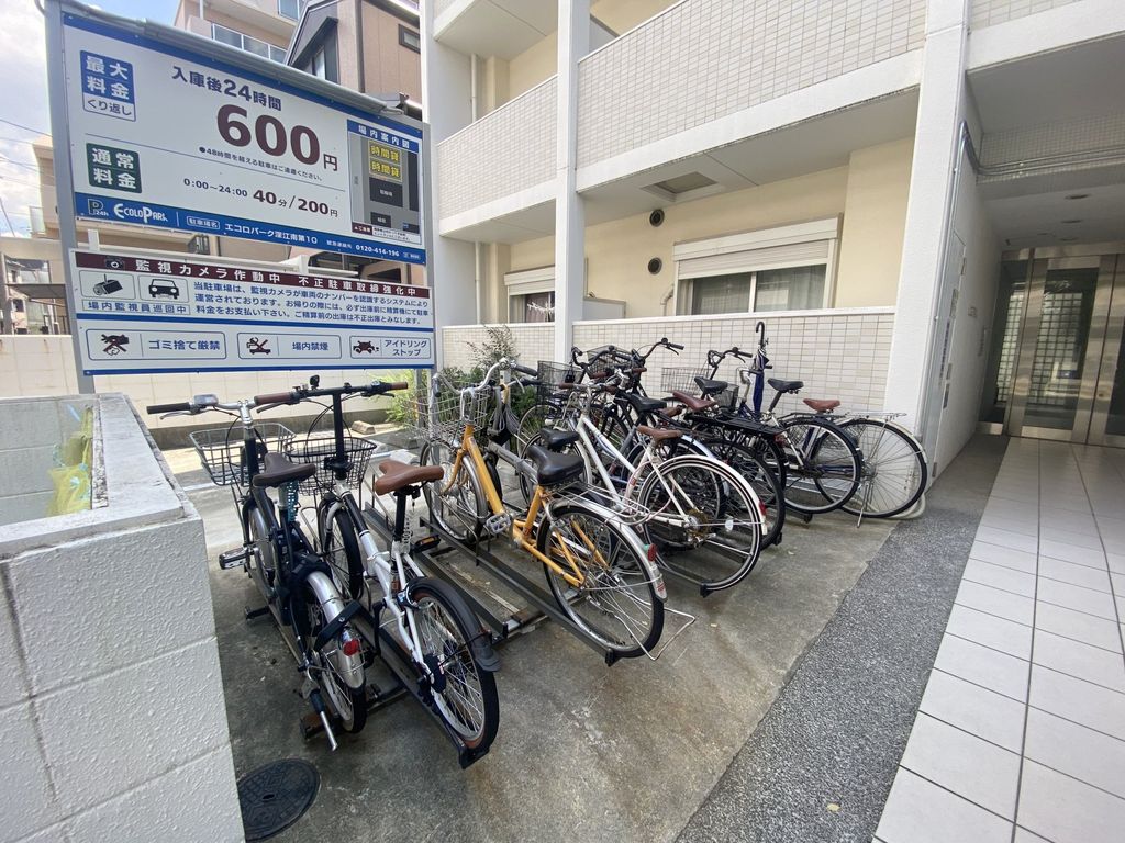 駐車場　共有部分