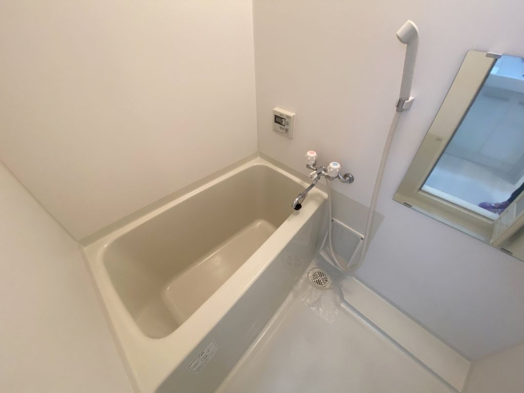 バス・シャワールーム　バス