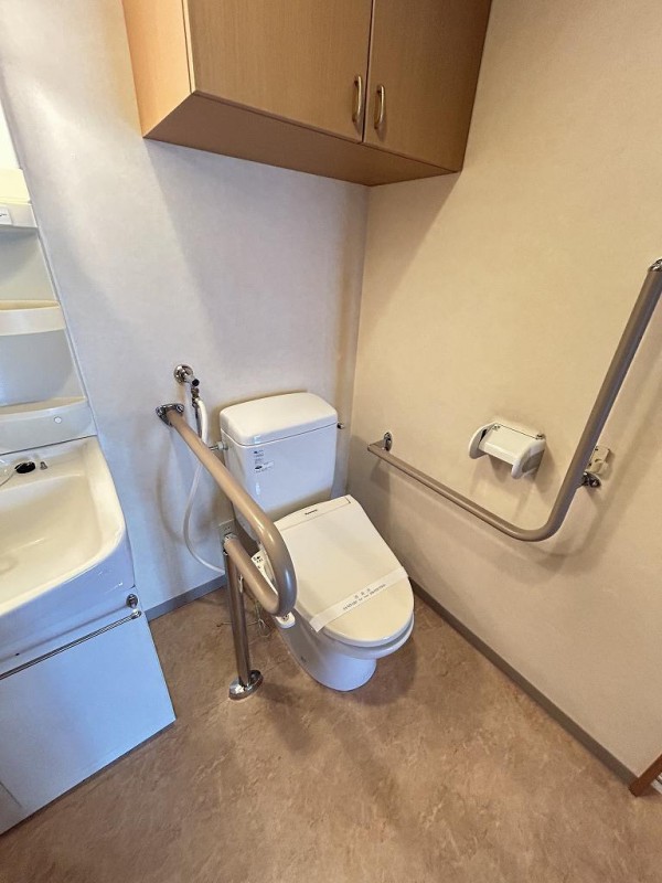 トイレ　トイレ