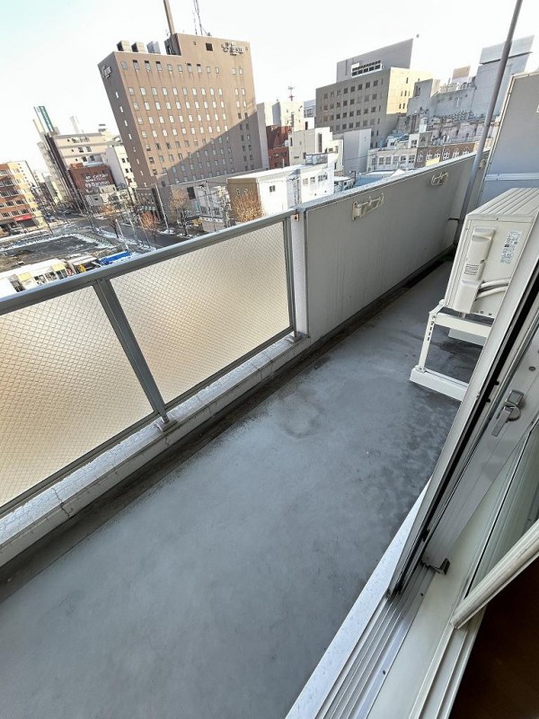 バルコニー　バルコニー