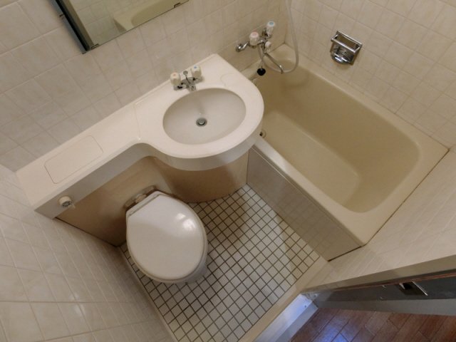 バス・シャワールーム　バスルーム