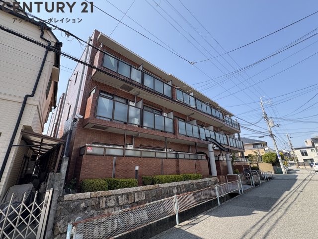 建物外観　オートロック付き☆