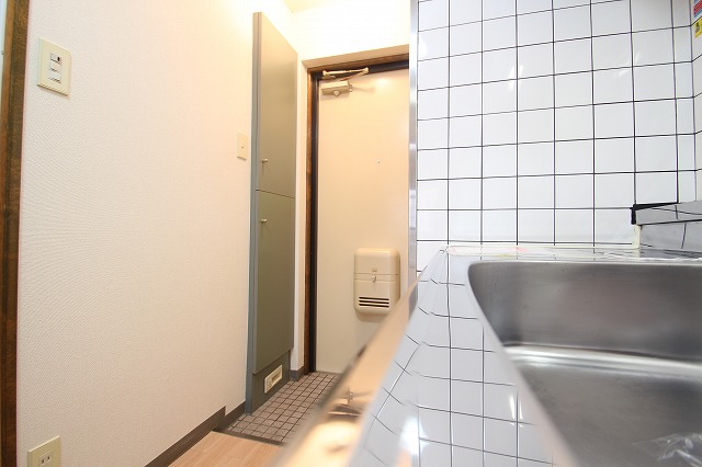 その他　同物件別号室の写真です。