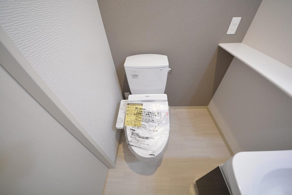 トイレ　ＬaＣＡＳＡ天王寺　温水洗浄便座