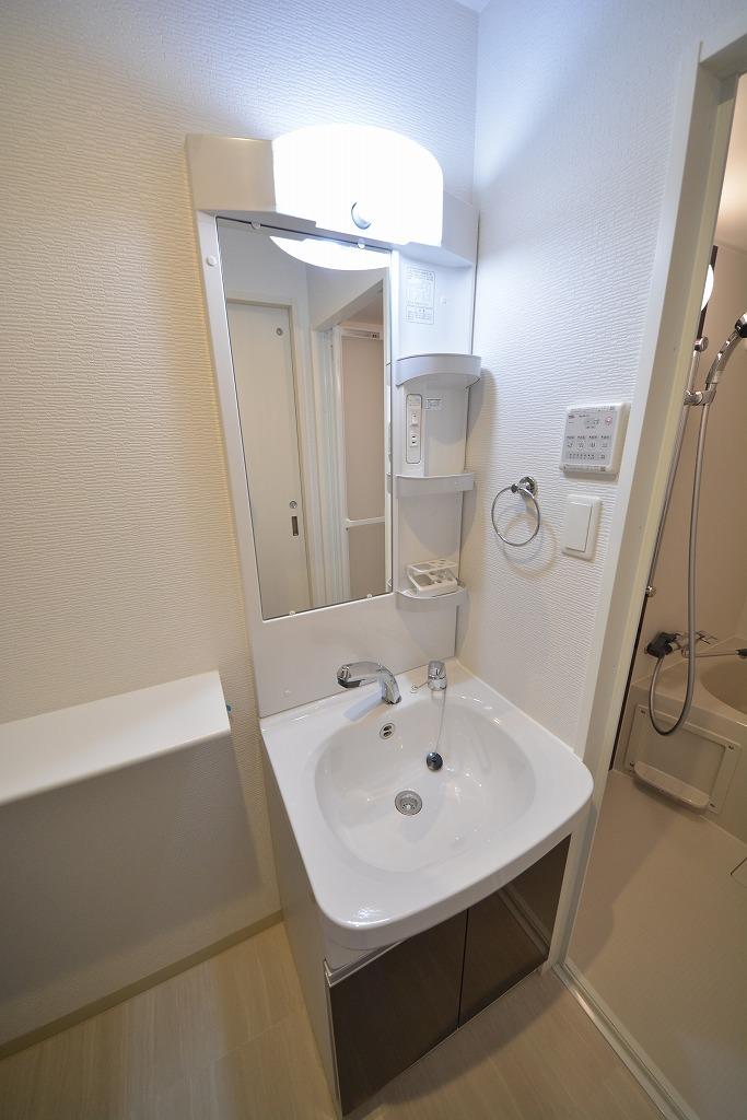 洗面設備　ＬaＣＡＳＡ天王寺　洗面化粧台