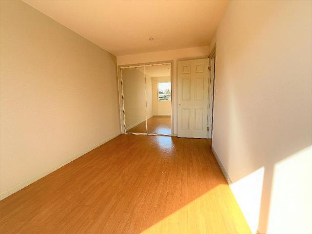 居室・リビング　洋室(2)