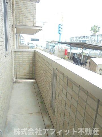 バルコニー　南向き　※反転イメージです