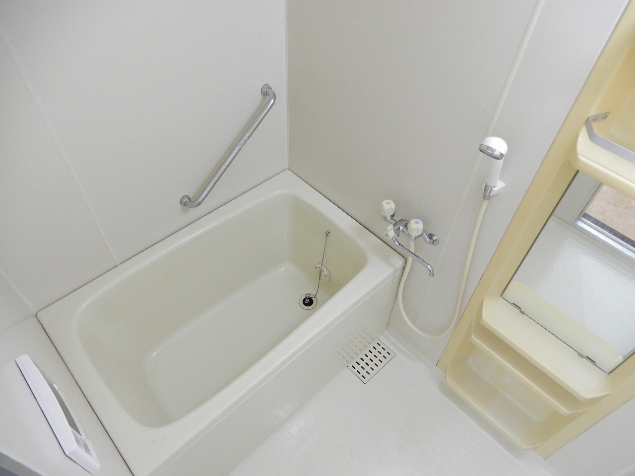 バス・シャワールーム　バスルーム