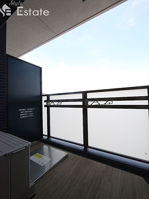 バルコニー　バルコニー