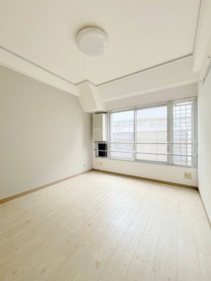 居室・リビング　※別部屋の写真です