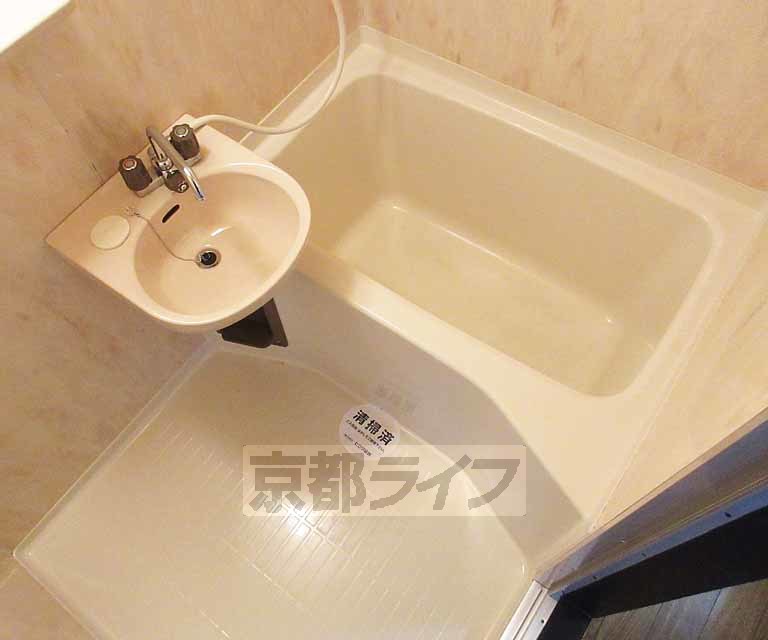 バス・シャワールーム　バスルームです！